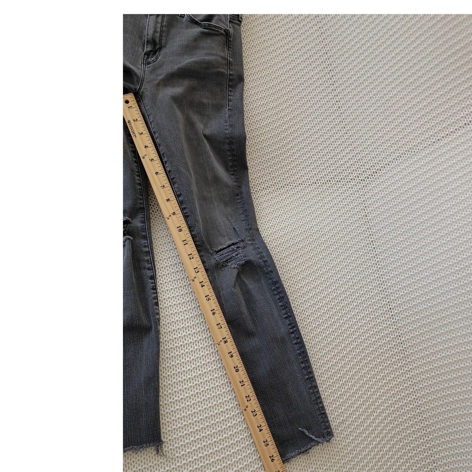 MOTHER Looker Ankle Fray Jeans Burning Out Lanterns Grey Distressed 25x26.5 $238